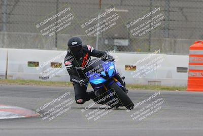 media/Oct-15-2022-Fastrack Riders (Sat) [[9a18b22502]]/Level2/Turn 9 1130am/